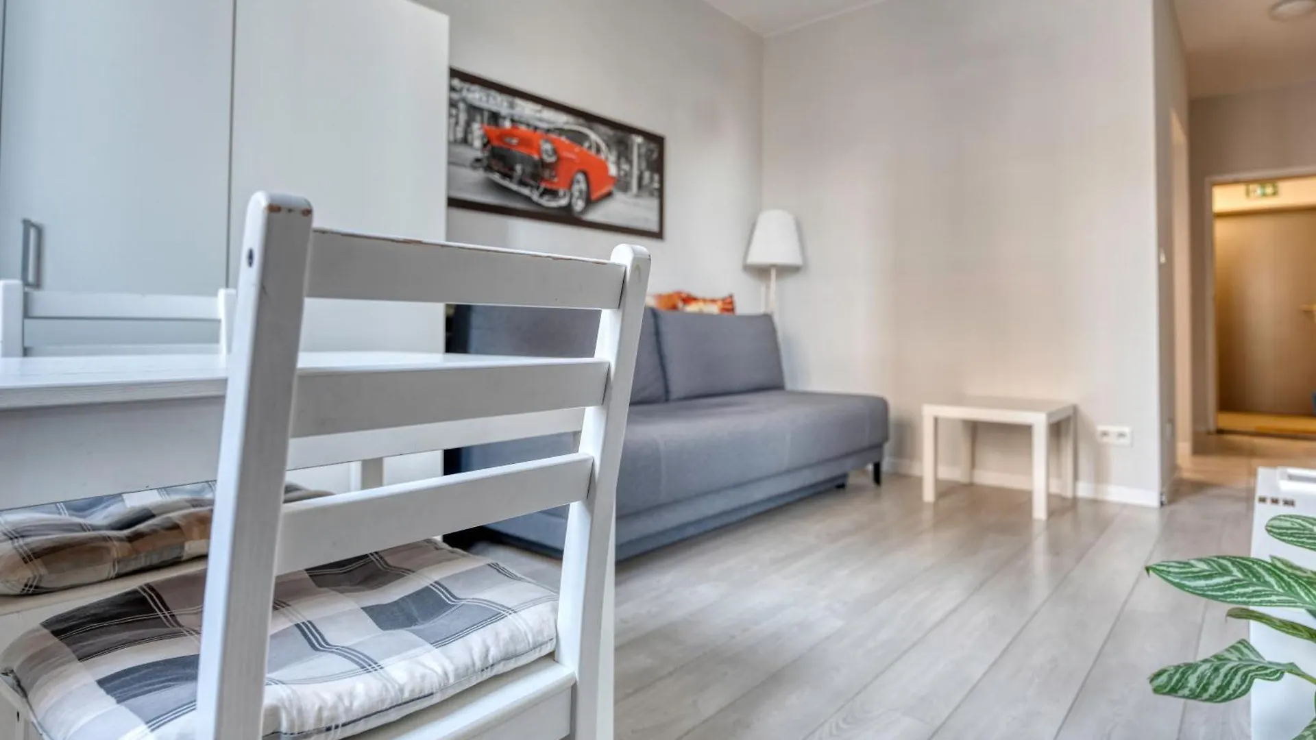 Airport Residence Green location